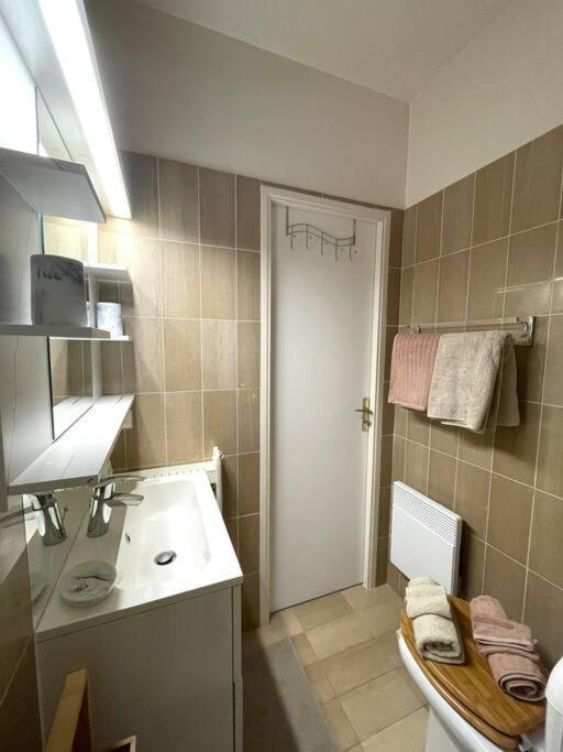 Studio Port Marina - Parking Prive, Climatise Au Ducal Villeneuve-Loubet Extérieur photo